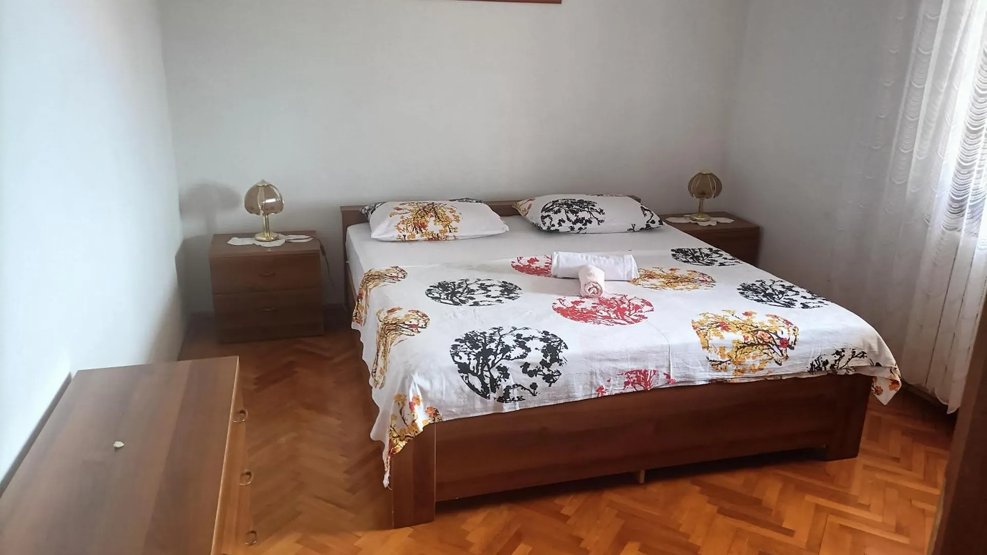 Apartment Zdenka 1 Traù
